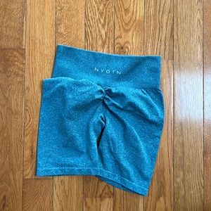 NVgtn scrunch shorts